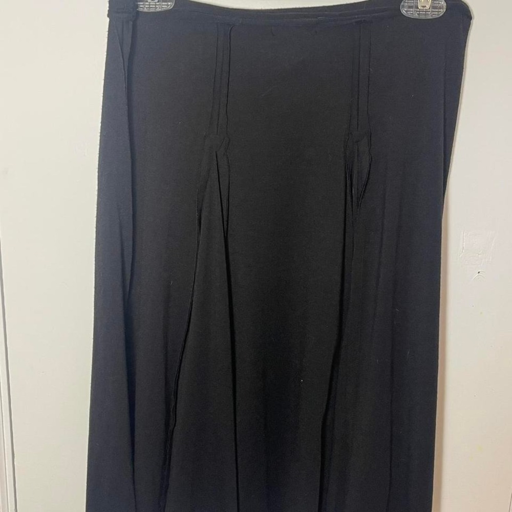vintage paper tag Black pleated midi skirt with elastic waistband - Picture 5 of 7